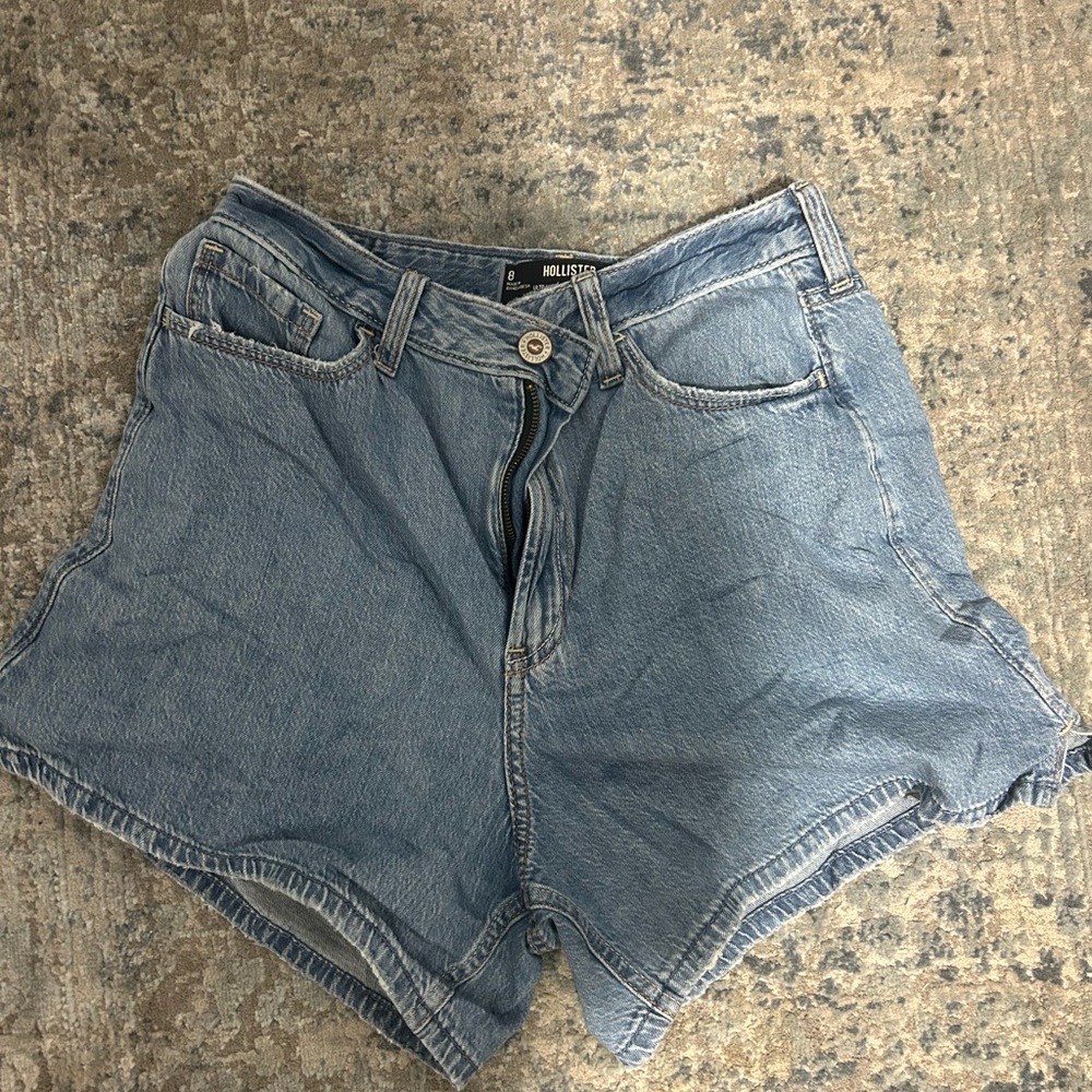 Hollister Women’s Ultra High-Rise 90s Blue Denim Shorts